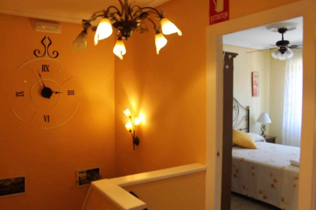 Alojamiento La Olmedana Olmedo Esterno foto